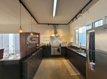 Casa · 280m² · 3 Quartos · 3 Vagas · Casa linear com espaço gourmet no bairro São Judas