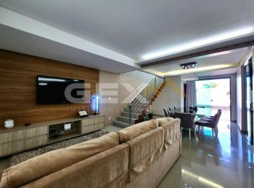 Casa · 375m² · 4 Quartos · 4 Vagas · Casa de Alto Padrão no Bairro São Roque