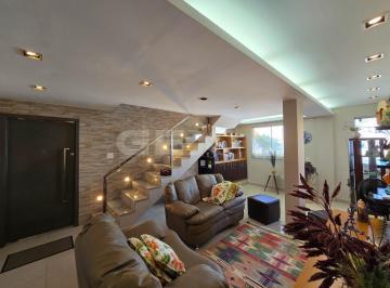 Apartamento · 200m² · 3 Quartos · 5 Vagas · Cobertura no Sidil com 03 quartos sendo 02 suítes e 04 vagas