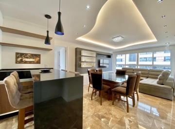 Apartamento · 103m² · 3 Quartos · 2 Vagas · Apartamento de 03 dormitórios com suíte no centro