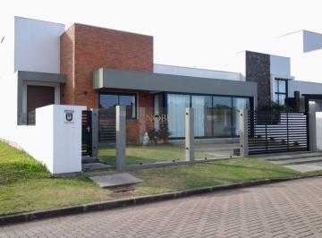 Casa · 119m² · 3 Quartos · 2 Vagas · Excelente casa moderna de 3 dormitórios