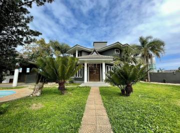Casa · 194m² · 4 Quartos · 2 Vagas · Excelente Casa duplex em Torres/RS nas margens da Lagoa do Violão