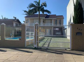 Casa · 10m² · 7 Quartos · 10 Vagas · Casa sobrado com 7 dormitórios, suas suítes, vagas de garagem, churrasqueira esp