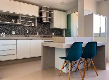 Apartamento · 129m² · 2 Quartos · 2 Vagas · Cobertura 03 suítes no Centro de Torres a 04 quadras do mar.