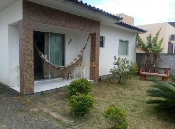 Casa · 105m² · 3 Quartos · 3 Vagas · Residência a 200 metros do mar, Passo de Torres - SC