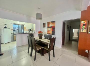 Casa · 260m² · 6 Quartos · 3 Vagas · Casa de 06 dormitórios no Igra sul
