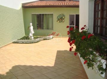 Casa · 253m² · 4 Quartos · 5 Vagas · Sobrado no bairro Jardim São Caetano - São Caetano do Sul, SP