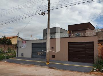 Casa · 102m² · 2 Quartos · 2 Vagas · Casa em Retiro do Bosque - Aparecida de Goiânia, GO