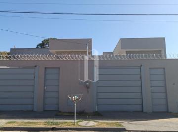 Casa · 117m² · 3 Quartos · 2 Vagas · Casa à Venda em Jardim Cristalino, Aparecida de Goiânia - 3 Quartos, 117m²