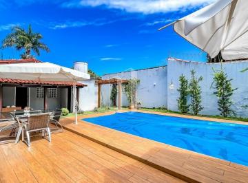 Casa · 272m² · 4 Quartos · 3 Vagas · Casa à Venda em Goiânia: 4 Dormitórios e 272m² de Conforto