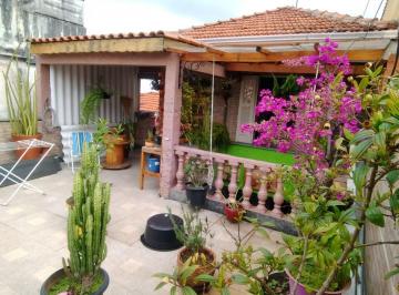 Casa · 136m² · 5 Quartos · 2 Vagas · Sobrado no bairro Jardim São Caetano - São Caetano do Sul, SP