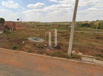 Casa · 315m² · Lote à Venda em Residencial Itaipú II, Abadia de Goiás