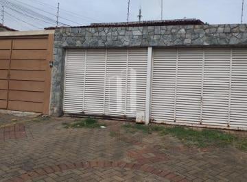 Casa · 320m² · 3 Quartos · 4 Vagas · Casa Térrea no Setor Pedro Ludovico  -  Goiânia
