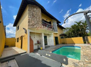 Casa · 324m² · 4 Quartos · 5 Vagas · Sobrado no bairro Jardim São Caetano - São Caetano do Sul, SP