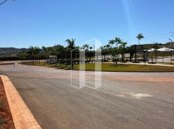 Casa · 420m² · Lote Condomínio Horizontal em Jardins Parma - Senador Canedo, GO