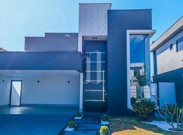 Casa · 160m² · 3 Quartos · 2 Vagas · Casa à Venda em Aparecida de Goiânia - 3 Suítes, 160m²