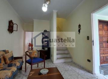 Casa · 132m² · 2 Quartos · 2 Vagas · Sobrado à Venda em Assunção, SBC: 2 Dorms, 132m² por R$487mil