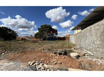 Terreno · 800m² · 20 Vagas · Lote residencial de 800 m² SHVP na RUA 6