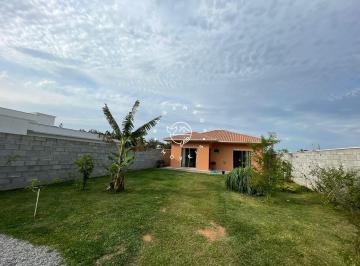 Casa · 77m² · 3 Quartos · 4 Vagas · Casa à venda no bairro Guarda do Cubatão em Palhoça, semi-mobiliada com 77 ² de