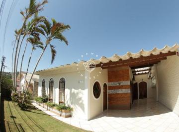 Casa · 140m² · 3 Quartos · 2 Vagas · Casa a venda em Forquilhinhas, São José com 140 m² de área privativa.