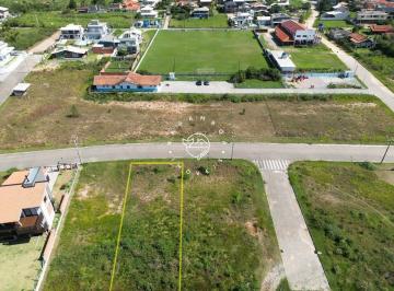 Terreno · 484m² · Ótimo terreno à venda no Lot. Mares de Garopaba na Praia da Gamboa, em Garopaba.