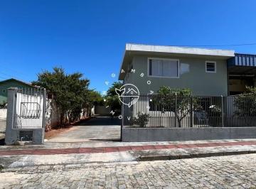 Casa · 146m² · 4 Quartos · 2 Vagas · Linda casa à venda na Fazenda Santo Antônio, São José.