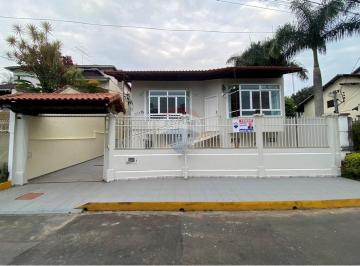 Casa · 288m² · 5 Quartos · 4 Vagas · Casa a Venda no Portal da Torre com 5 quartos, 2 suítes, garagem coberta, energia fotovoltaica e sol