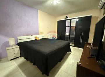 Casa · 300m² · 3 Quartos · 10 Vagas · OPORTUNIDADE EM VICENTE PIRES - EXCELENTE TERRENO DE 750m2 COM ALTO POTENCIAL DE RENDA.