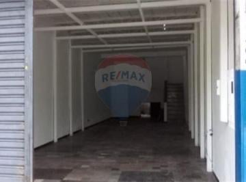 Comercial · 84m² · Linda loja no centro da cidade, praça da estação.
