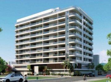 885b3cb66263ffca5fc252f6f20d0ff4f8642141 · 2 quartos Enseada Azul área de lazer na cobertura