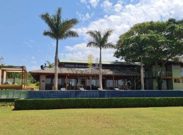 Casa · 1096m² · 8 Quartos · 6 Vagas · Casa de canto em condomínio fechado em Avaré com 11.295m2 de terreno