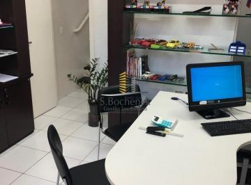 Comercial · 109m² · 4 Quartos · Prédio comercial locação Centro Comercial 3 andares 109m²