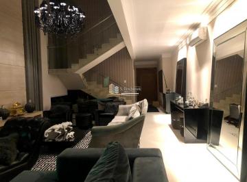 Casa · 454m² · 4 Quartos · 4 Vagas · Casa de alto padrão com 454 m2, 4 dorm. Sendo suítes.