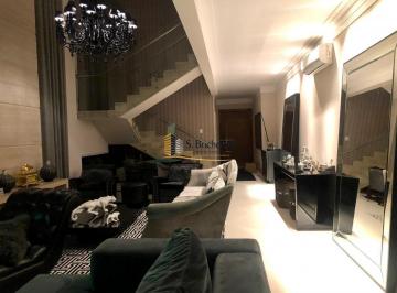 Casa · 454m² · 4 Quartos · 4 Vagas · Casa de alto padrão com 454 m2, 4 dorm. Sendo suítes.