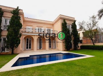Casa · 941m² · 4 Quartos · 12 Vagas · Elegante Mansão em Estilo Francês com Segurança Exclusiva no Coração do Morumbi