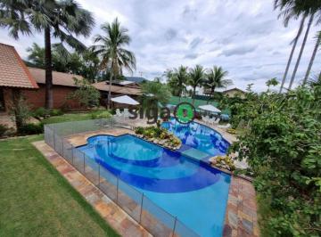 Casa · 2100m² · 5 Quartos · 3 Vagas · Casa a Venda em Condomínio Jardim Acapulco 5 quartos