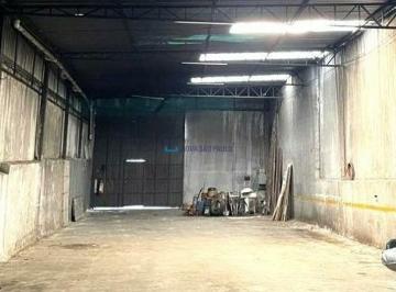 Comercial · 296m² · Galpão para locação na Chácara Inglesa com 296 m².