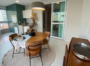 Apartamento · 139m² · 3 Quartos · 4 Vagas · Apartamento a poucos passos do mar à venda em Balneário Camboriú