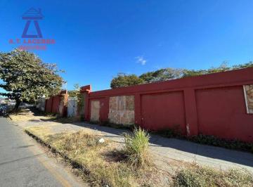 56d993a8b2f205cfa6043ce6936f2549239e4747 · Terreno de esquina com 1.662 m² - Edgar Pereira