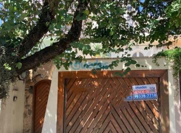 Casa · 240m² · 4 Quartos · 4 Vagas · Sobrado em Santo Amaro - SP: 240m², 4 dormitórios, 2 suítes, 4 banheiros - À ...