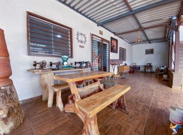 tyct6tm2njrlmzgymmi2nzm0_md · Oportunidade Linda Casa - 3 quartos - 2 Suítes - Lago Norte - Vista Panorâmica