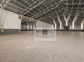 ca54d11205fbda50edcf85af7715efb3bcd3a0d0 · Galpão para alugar, 4395 m² por R$ 150.000,00/mês - Campanário - Diadema/SP