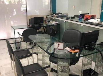 c970ce2c122affb912a928c6b834c6421a5bd278 · Prédio com 3 Lajes 178 m² cada