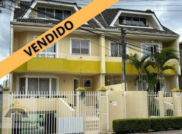 a5fbff48a14dd6c68ba6a4193c70ff1e575d7172 · Sobrado com 4 dormitórios à venda, 229 m² por R$ 985.000,00 - Campina do Siqueira - Curitiba/PR