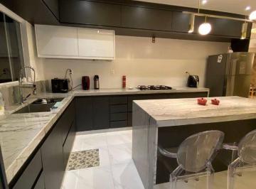 3d2f77b37a0e3316061c5175e40cd5c72bc53dd9 · Belíssima casa duplex 4 quartos no Condomínio Boulevard Lagoa