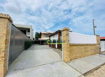 fc4da9336f24dfa688b7c718ca3e050622772cb9 · Belíssima casa com Piscina