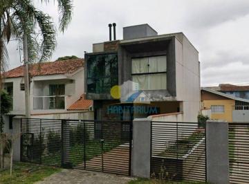 93c881a068520a09011b69f94cb3af158dd03c57 · Sobrado 2 dorm (1 suíte), churrasqueira, lareira e quintal - Rio Verde - Colombo/PR