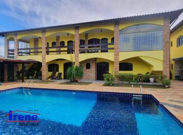 e4b9b18312a88eefe2682a1f1c8b08165dbd527b · Sobrado com 4 suítes a 100 metros da praia
