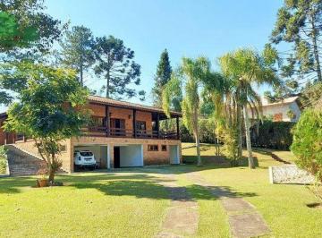 e7cde6a332f6a3b0092a1a0662b10a8eccab806e · Casa de tijolo de barro