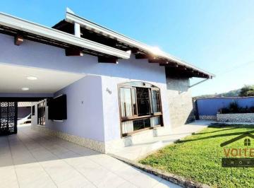 b8ceda7654238d6b01caf9860c89e55c91d86921 · Casa residencial à venda, Floresta, Joinville.